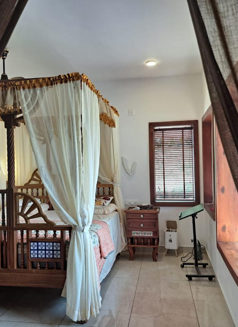 roomsCi 800x1100